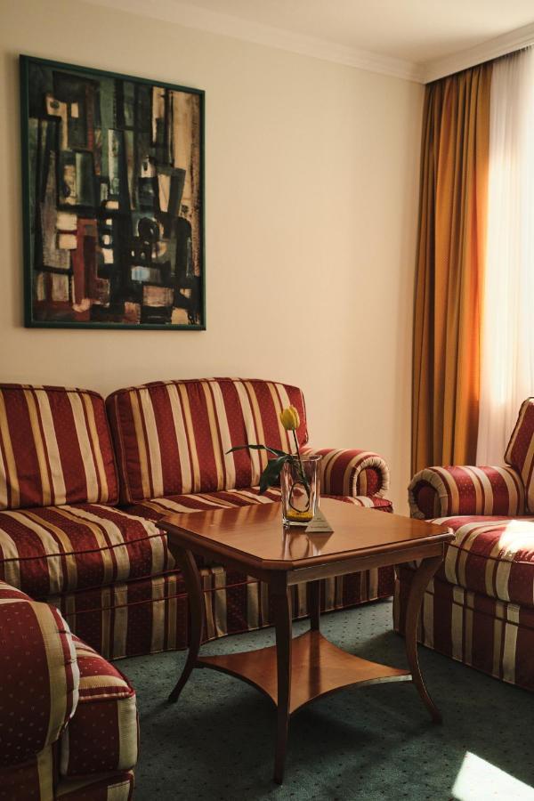 Hotel Exel Amstetten Extérieur photo